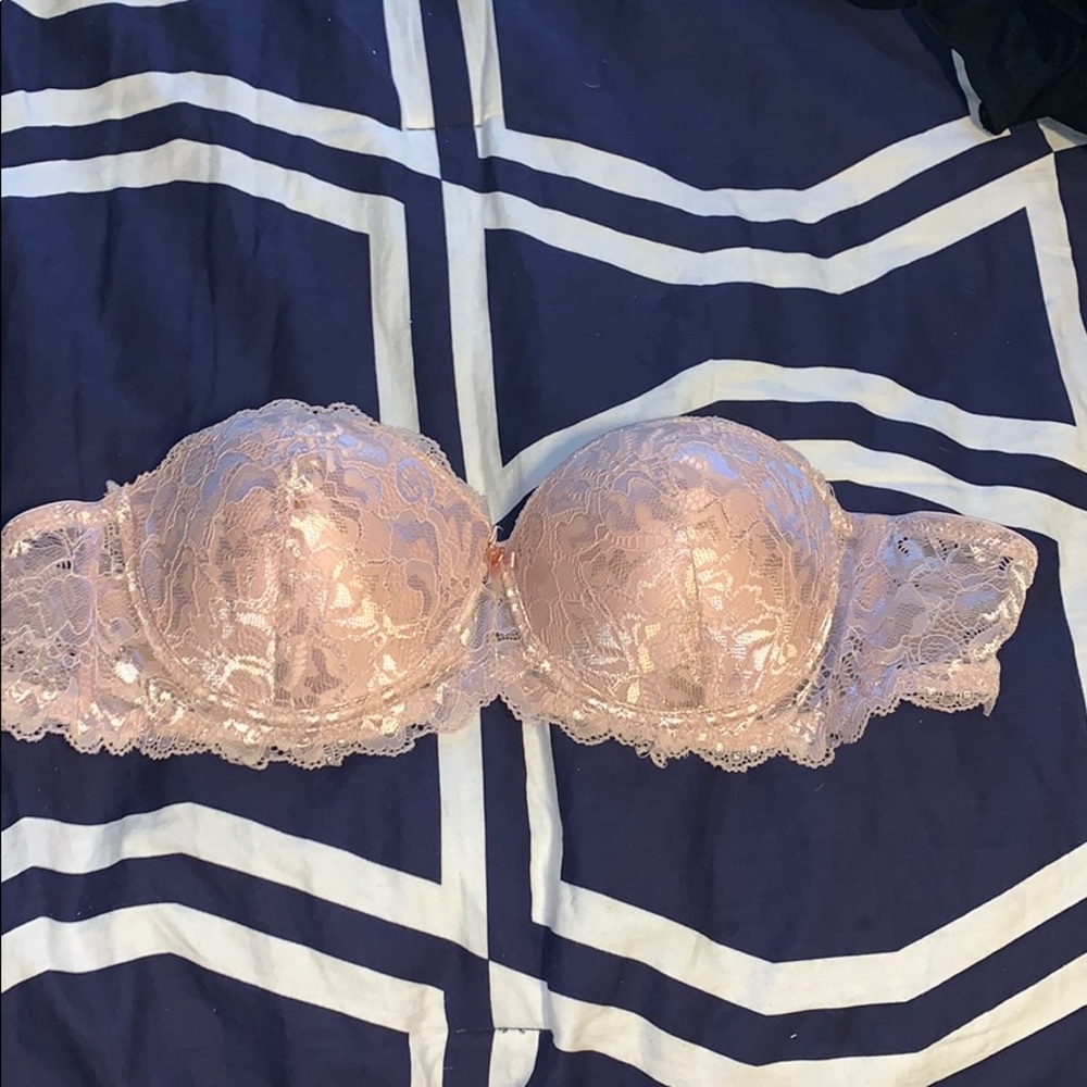 Very nice brand new rose colored bra!